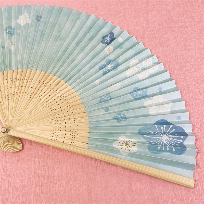 両面貼り 和柄扇子75型35間 雪消梅（ゆきとけうめ） | 谷口松雄堂