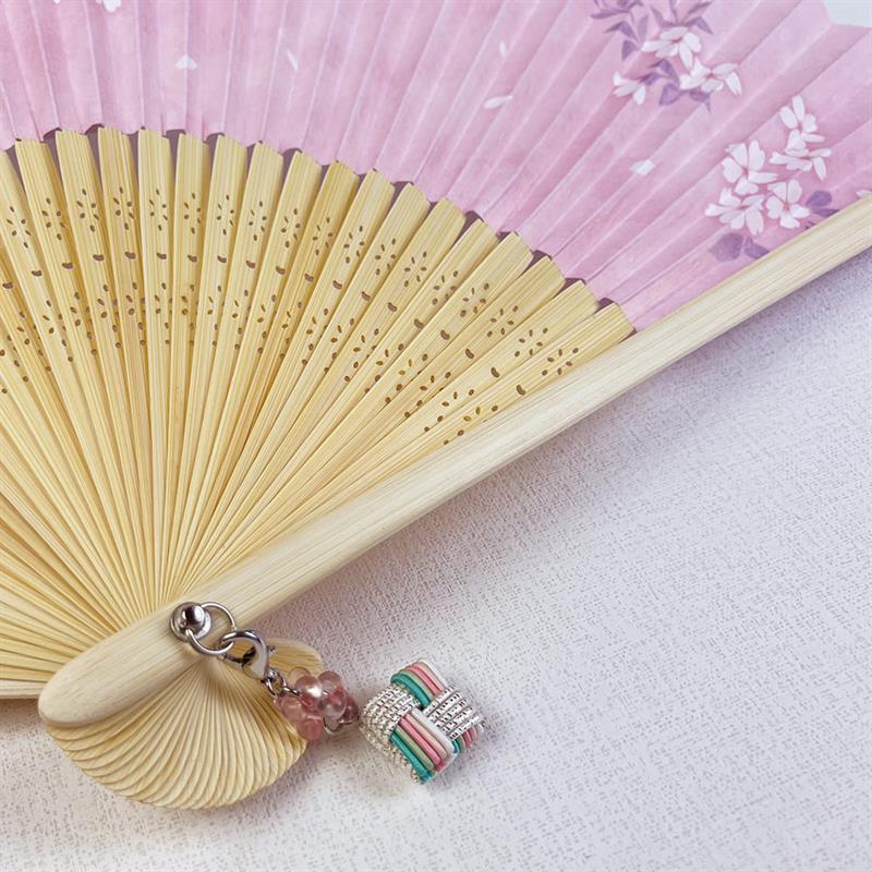 両面貼り 和柄扇子75型35間 桜風(おうか) | 谷口松雄堂 両面貼り 和柄扇子75型35間 桜風(おうか) | 谷口松雄堂